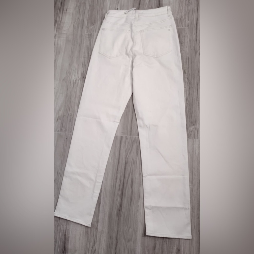 Straight Leg Women's Jeans in White